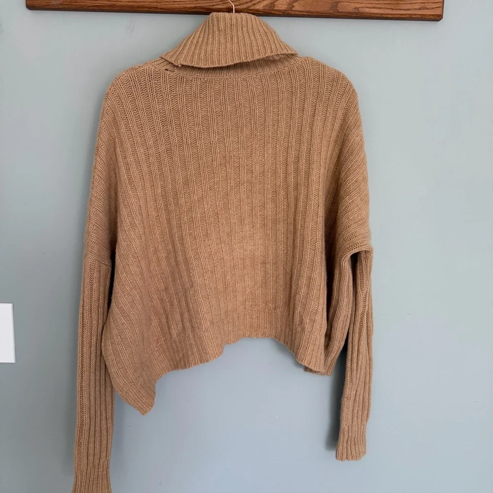 Ralph Lauren Blue Label 80 Wool 20 Cashmere Camel Tan Crop Boxy Knit Turtleneck - Picture 8 of 15